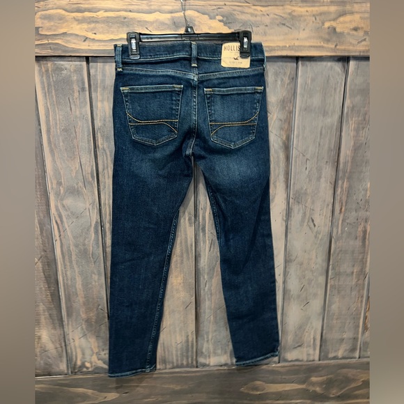 Hollister jeans size 28/30 mens - Picture 2 of 3